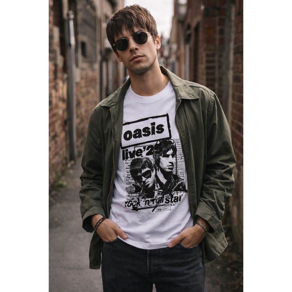 NWT  OASIS White Short Sleeve Band Tour T Shirt Tee Top  Adult Size XS